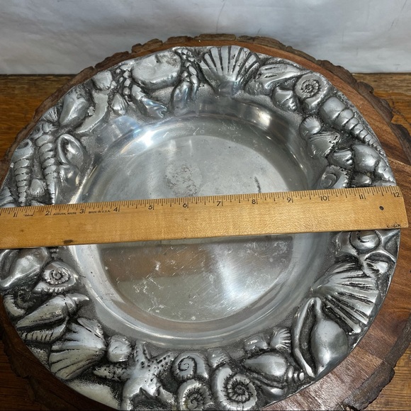 Betty Barrena silver seashell nautical 12 in. bowl - Picture 4 of 11